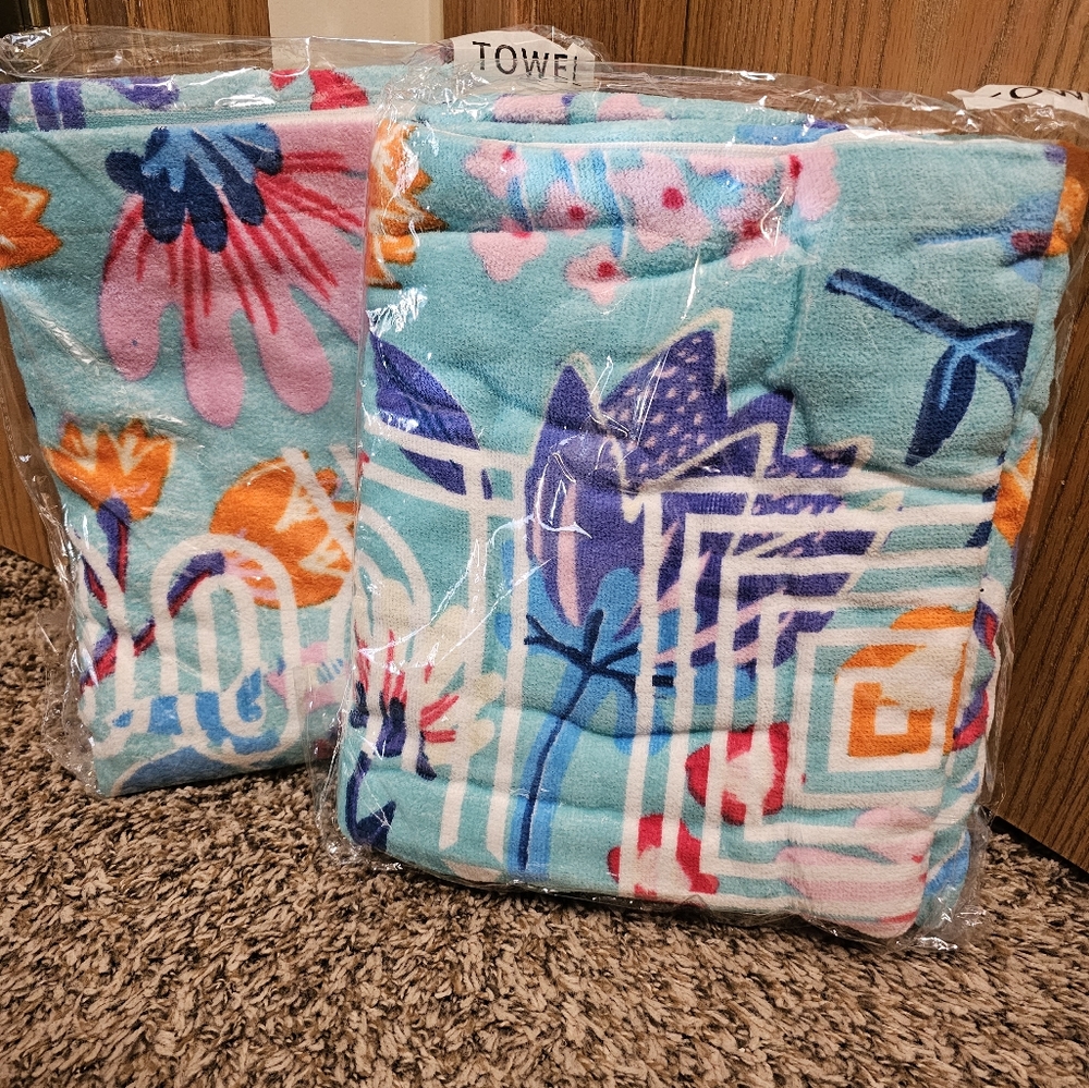 LuLaRoe Beach Towel